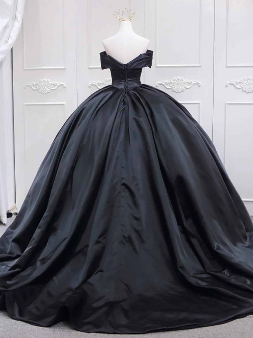 Black Sweetheart Neck Satin Long Prom Gown, Black Sweet 16 Dress - Deanwangkt