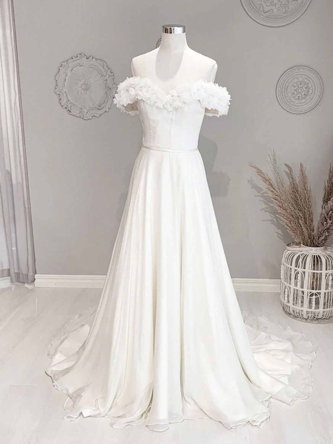 White Off Shoulder Flowers Long Wedding Dress, White Beach Wedding Dress - Deanwangkt