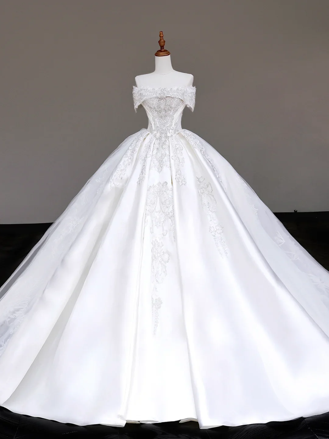 Classy Elegant Ball Gown Off The Shoulder Sequin White Short Sleeves Wedding Dress Brides Dress DP685 - Deanwangkt