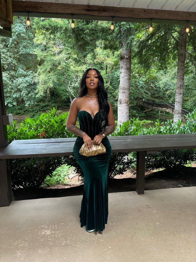 Elegant Mermaid Sweetheart Green Velvet Black Girl Long Prom Dresses Party Dress 18th Birthday Outfits Graduation Dresses DH2331 - Deanwangkt