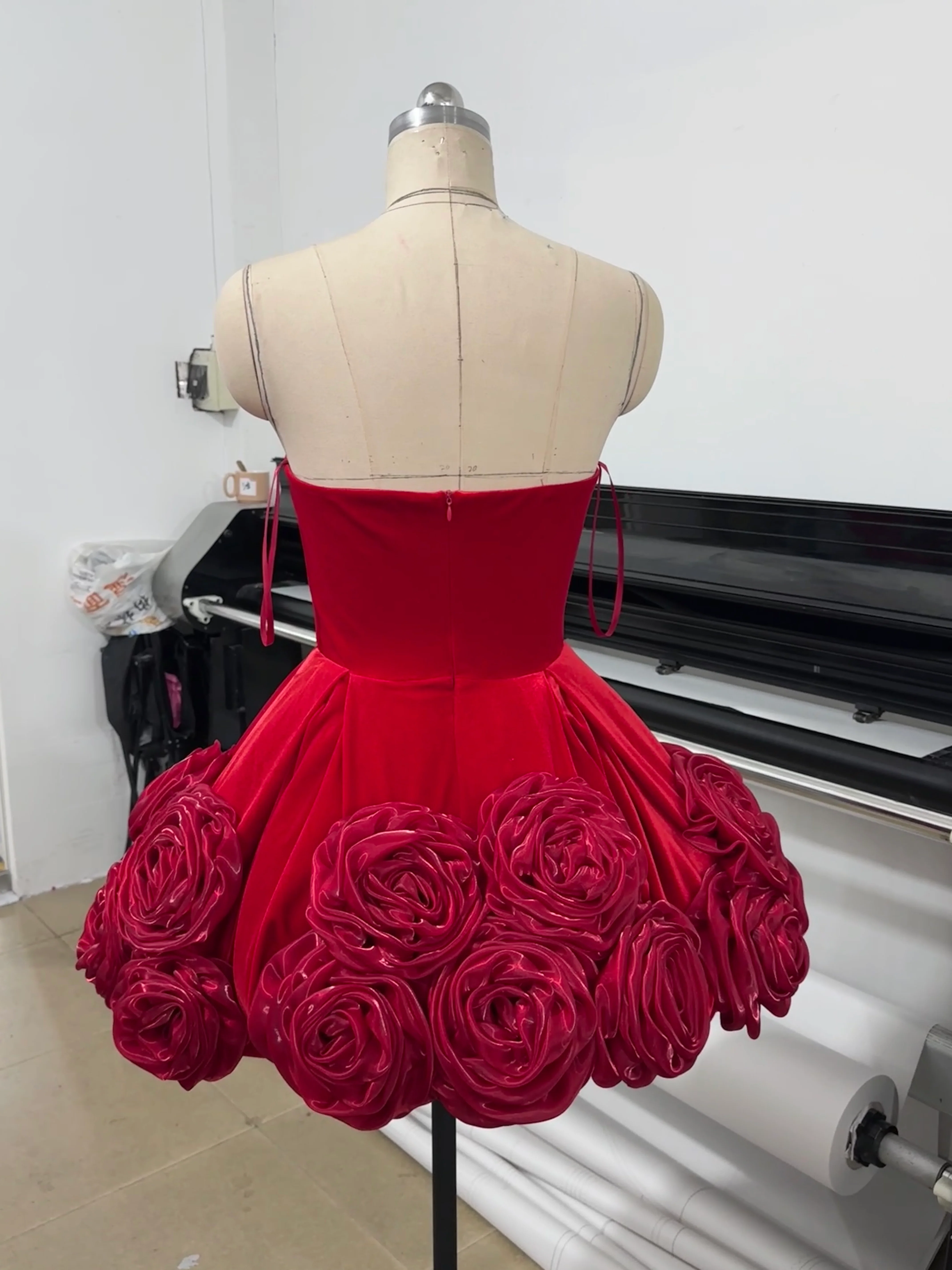 Sexy Ball Gown Strapless Red Satin Formal Homecoming Dresses 18th Birthday Outfits Graduation Dress Short Mini Hoco Dresses DH2544 - Deanwangkt