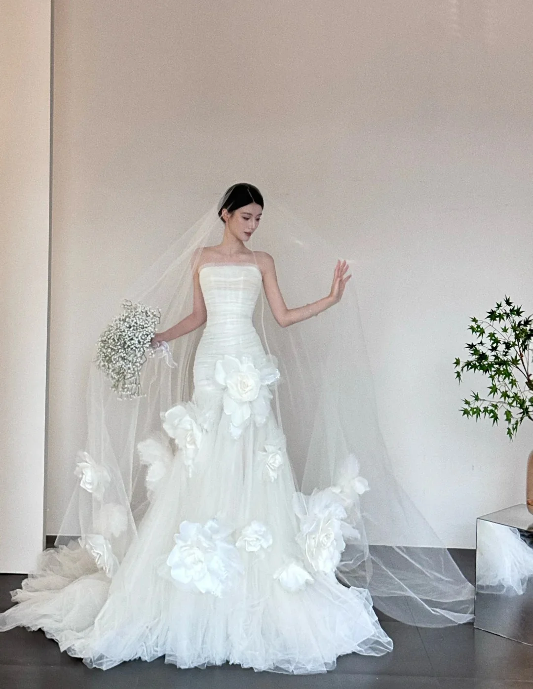 Timeless Strapless Mermaid Tulle Simple Wedding Dresses Sleeveless Ivory Bridal Gowns with Pleats  DP3213 - Deanwangkt