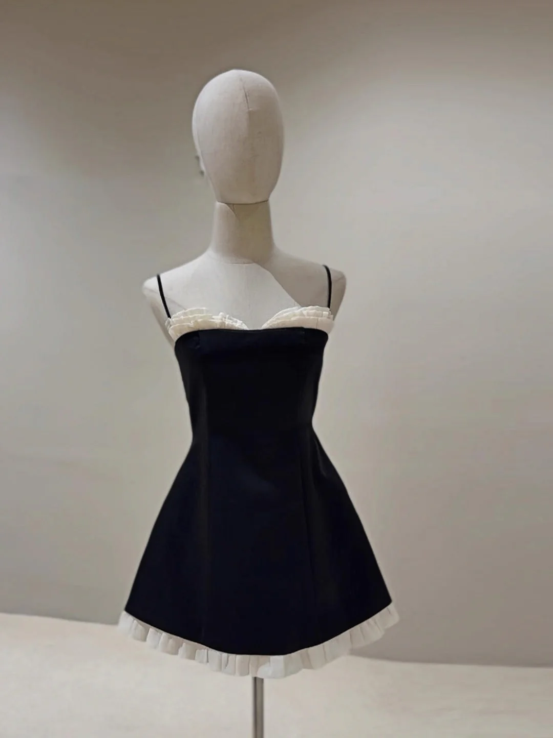 Simple A Line Spaghetti Straps Short Formal Homecoming Dresses Party Graduation Dress Dance Black Hoco Dresses DH2768 - Deanwangkt