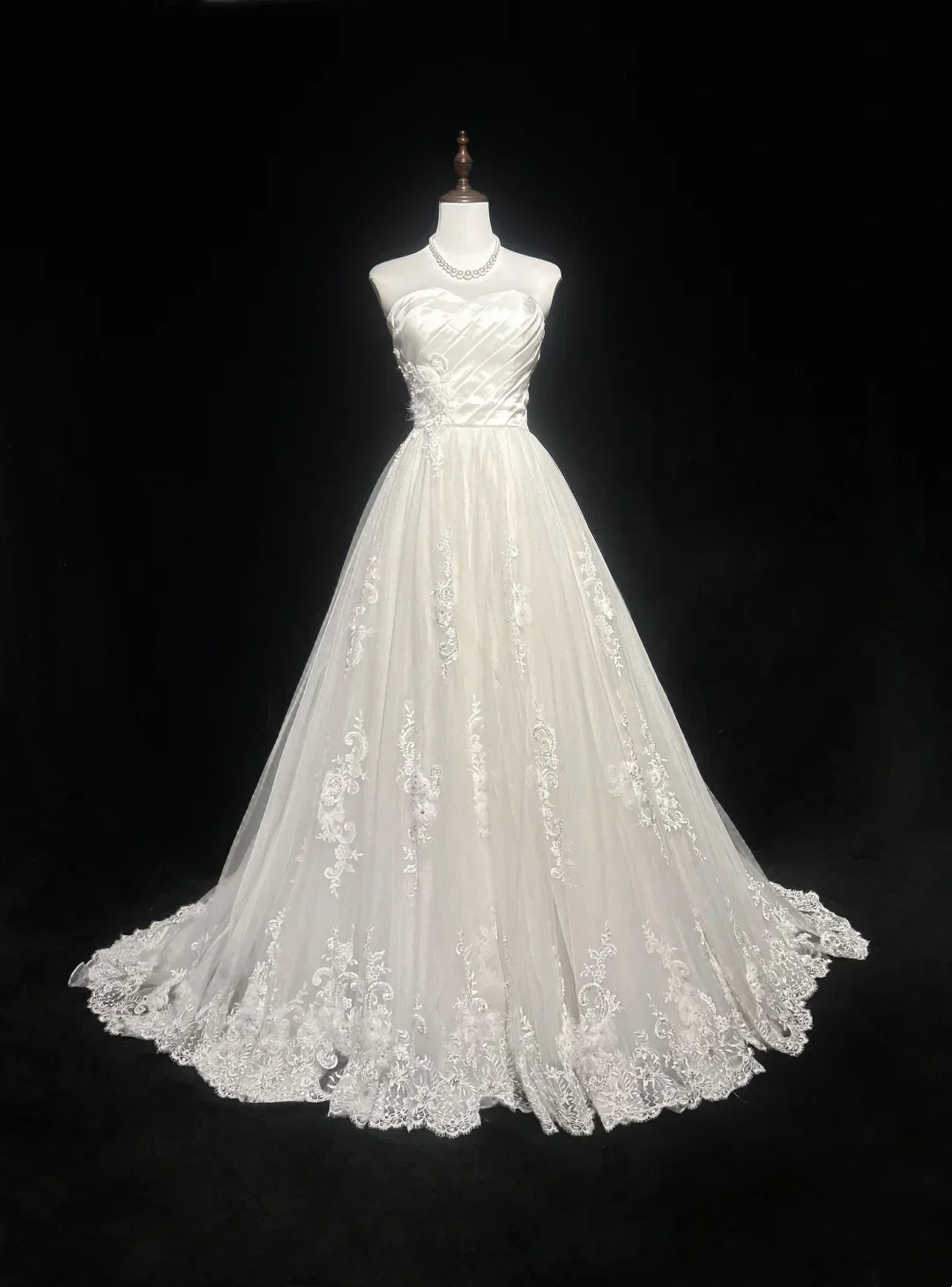Vintage Bridal Dress Ball Gown Sweetheart Lace White Long Wedding Dress Retro Wedding Dresses Modest Wedding Gowns DH2673 - Deanwangkt