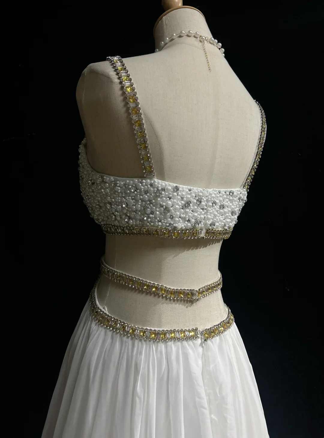 Retro A Line V Neck White Chiffon With Silver Gold Beads Long Flowers Prom Dresses Party Dress 21st Birthday Outfits Prom Gowns DH2662 - Deanwangkt