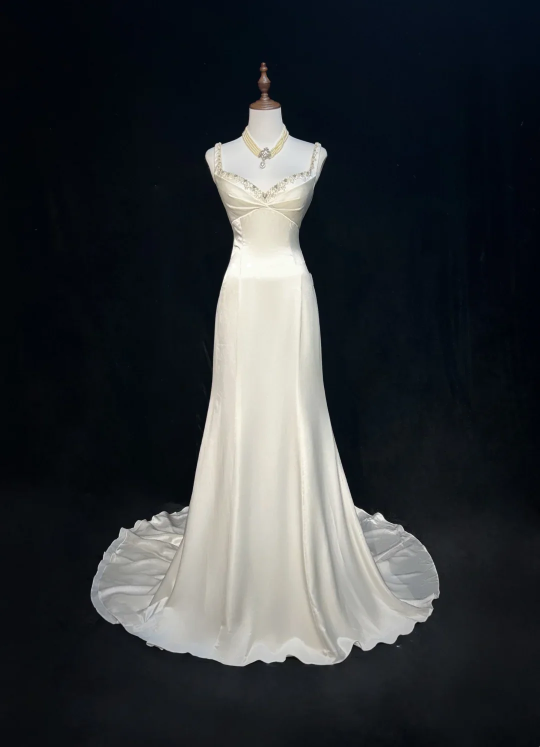 Vintage Mermaid Spaghetti Straps White Satin Beads Long 1940s 1950s Wedding Dresses Elegant Bridal Gowns DH677 - Deanwangkt