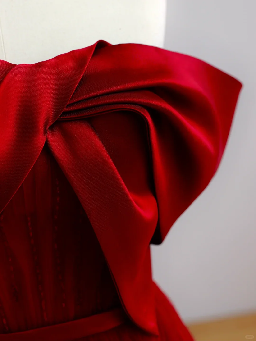 Elegant Glamour Ball Gown Strapless Burgundy Tulle Prom Dress Party Dress Evening Dresses DP1509 - Deanwangkt