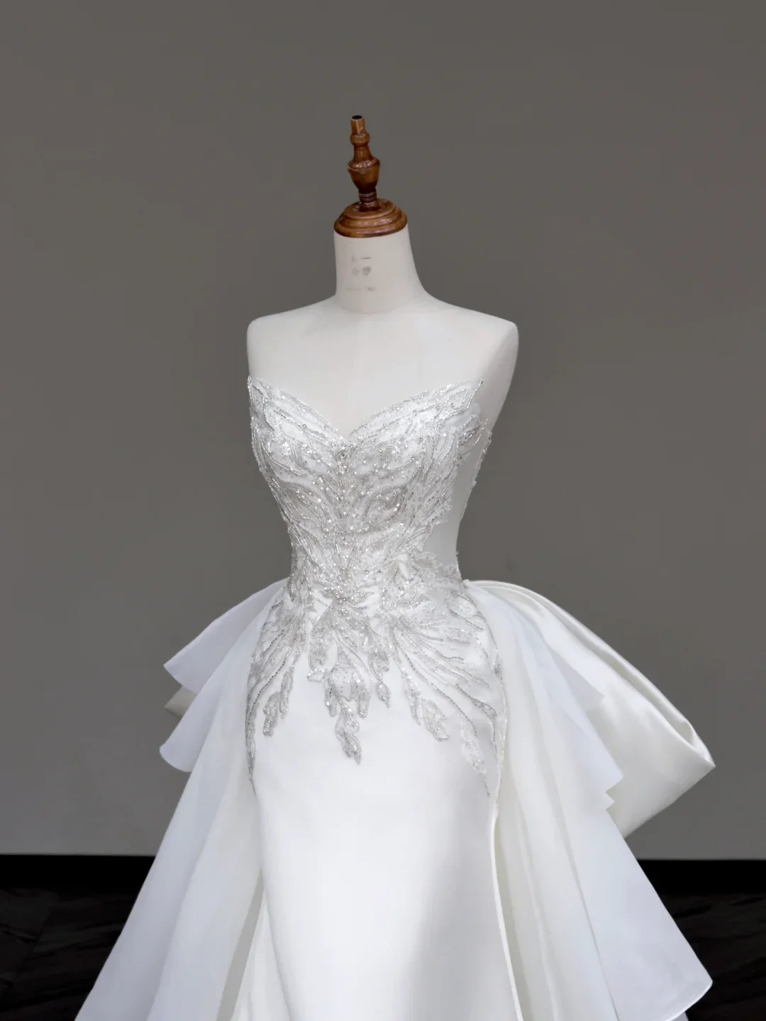 Unique Bridal Gown Mermaid Sweetheart White Satin Wedding Dresses Beads Bridal Gowns DP690 - Deanwangkt