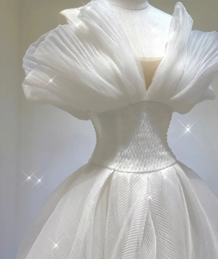 Timeless Ball Gown Strapless Long Tulle White Sweep Train Wedding Dresses Brides Dress DP412 - Deanwangkt