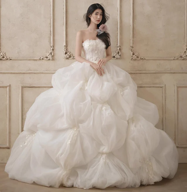Gorgeous Strapless Ball Gown Long Wedding Dress Tulle White Bridal Gown Sleeveless Bridal Dress DP3795 - Deanwangkt