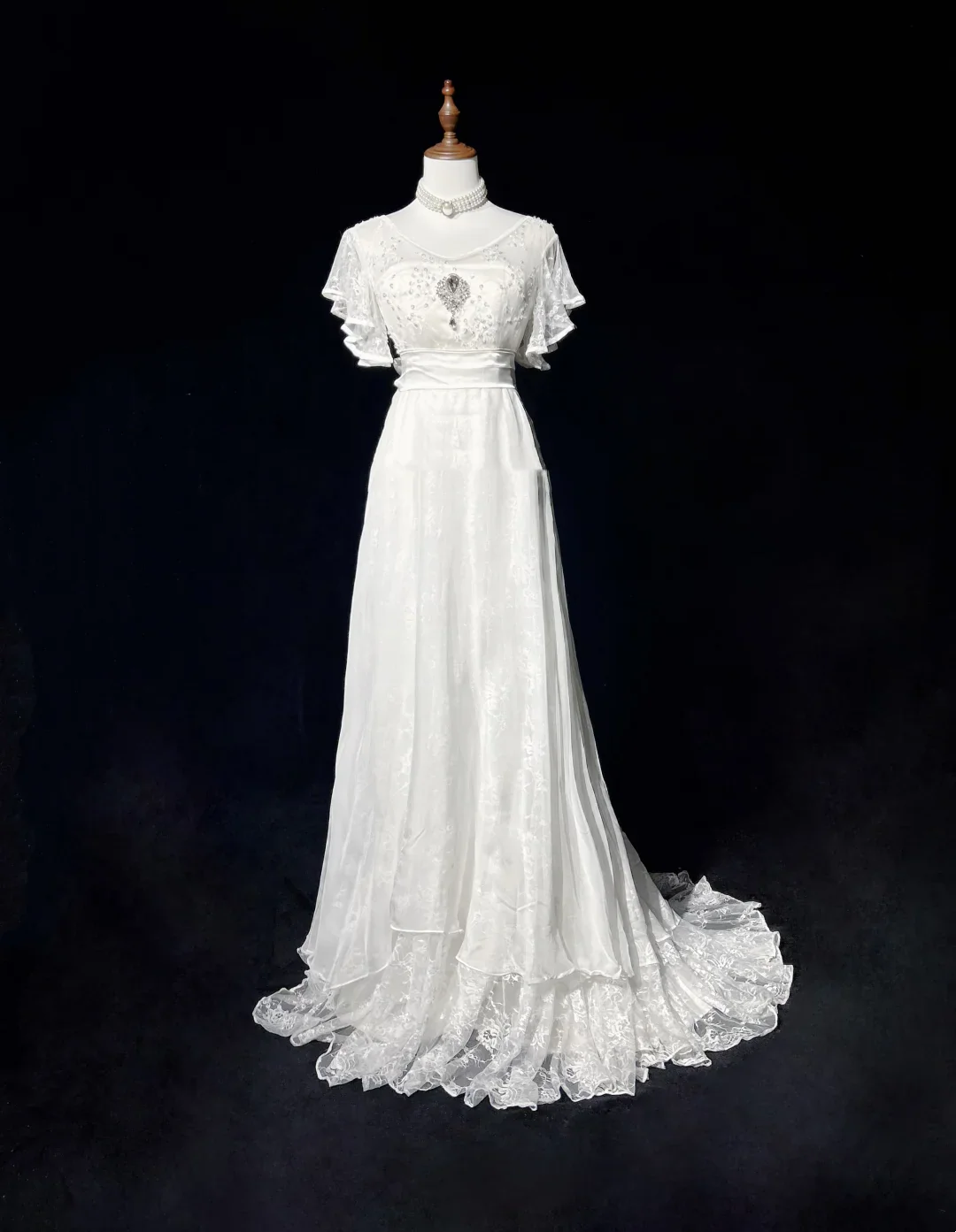 Vintage Bridal Gown 1960s A Line V Neck Short Sleeves Lace Beads Long White 90s Wedding Dresses Elegant Brides Gowns DH1118 - Deanwangkt