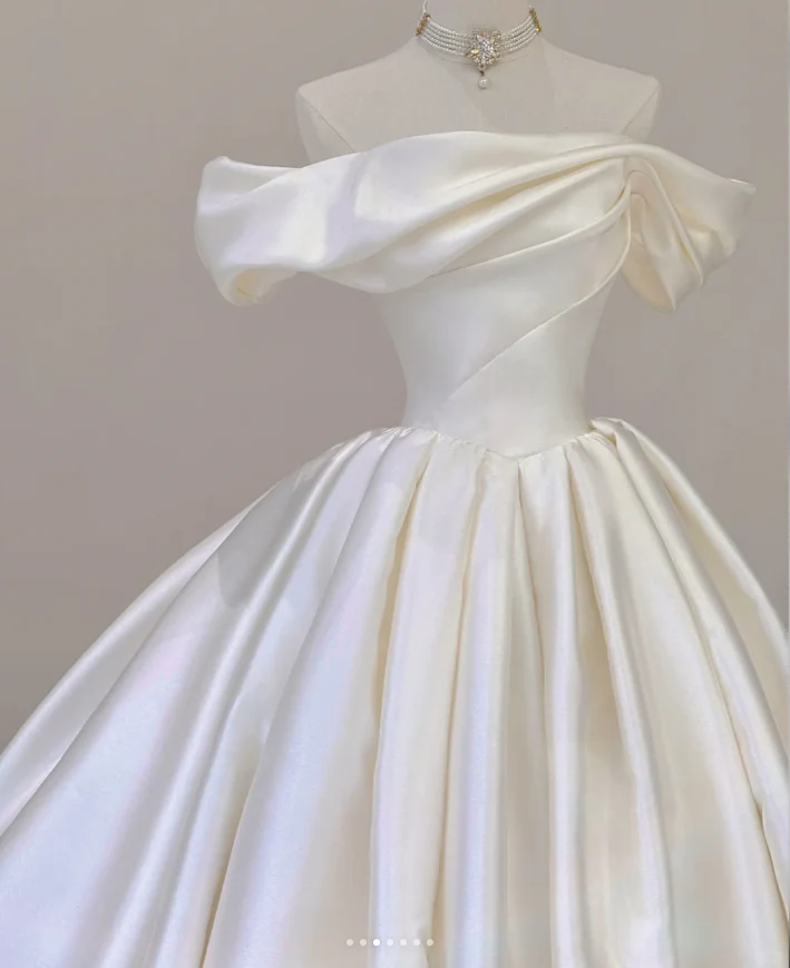 Elegant Ball Gown Off The Shoulder Satin Wedding Dresses White Brides Dress P0002 - Deanwangkt