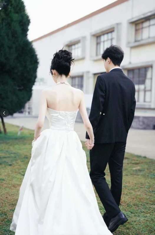 Timeless Bridal Dress Ball Gown Strapless Satin White Wedding Dresses Elegant Bridal Gowns DH898 - Deanwangkt