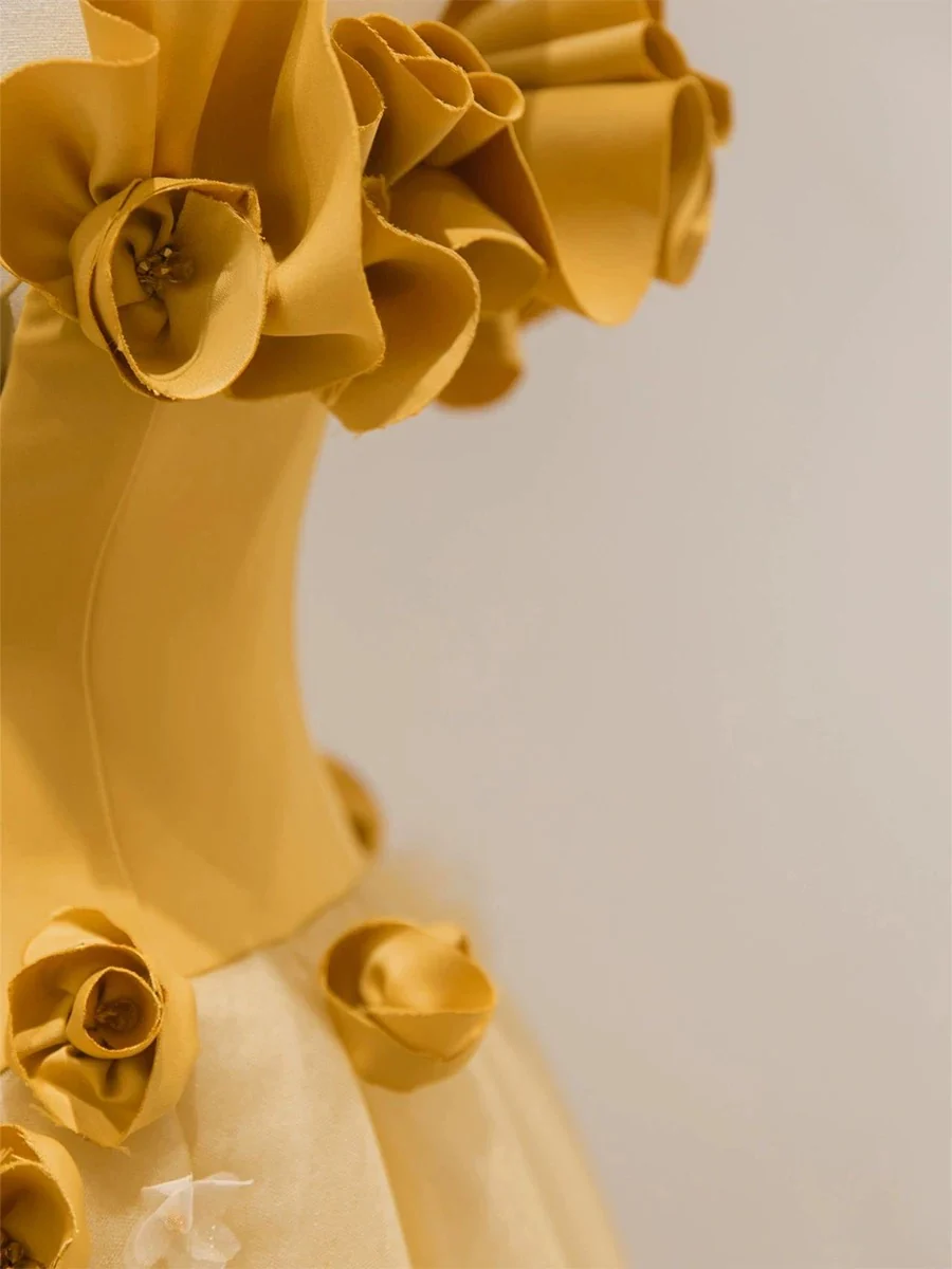 Classy Elegant Ball Gown Strapless Yellow Sleeveless Tulle Long Prom Dresses H2893 - Deanwangkt