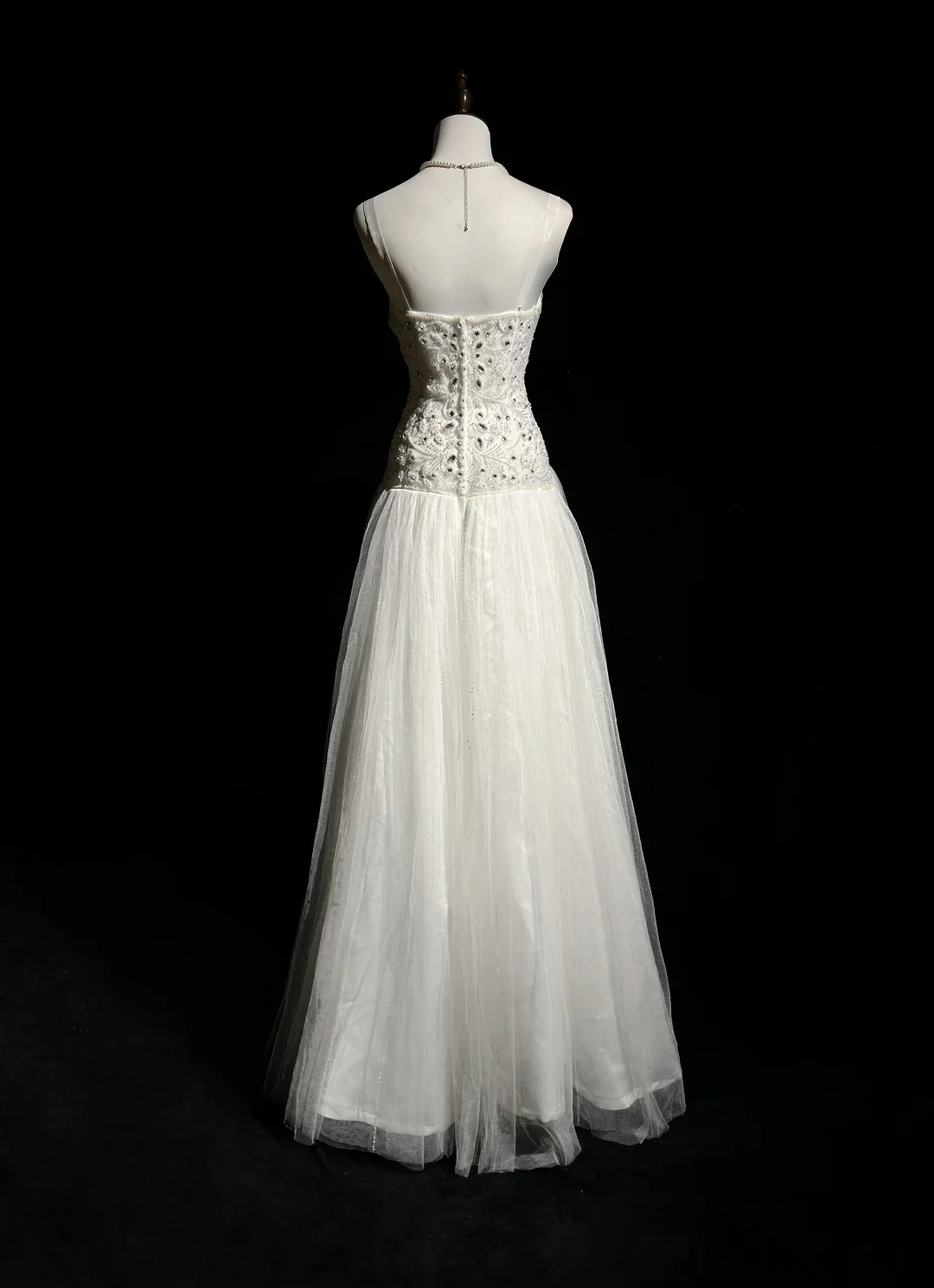 Unique Bridal Dress A Line V Neck White Tulle Long 90s Wedding Dresses Vintage Bride Dress Bridal Gowns DH1256 - Deanwangkt