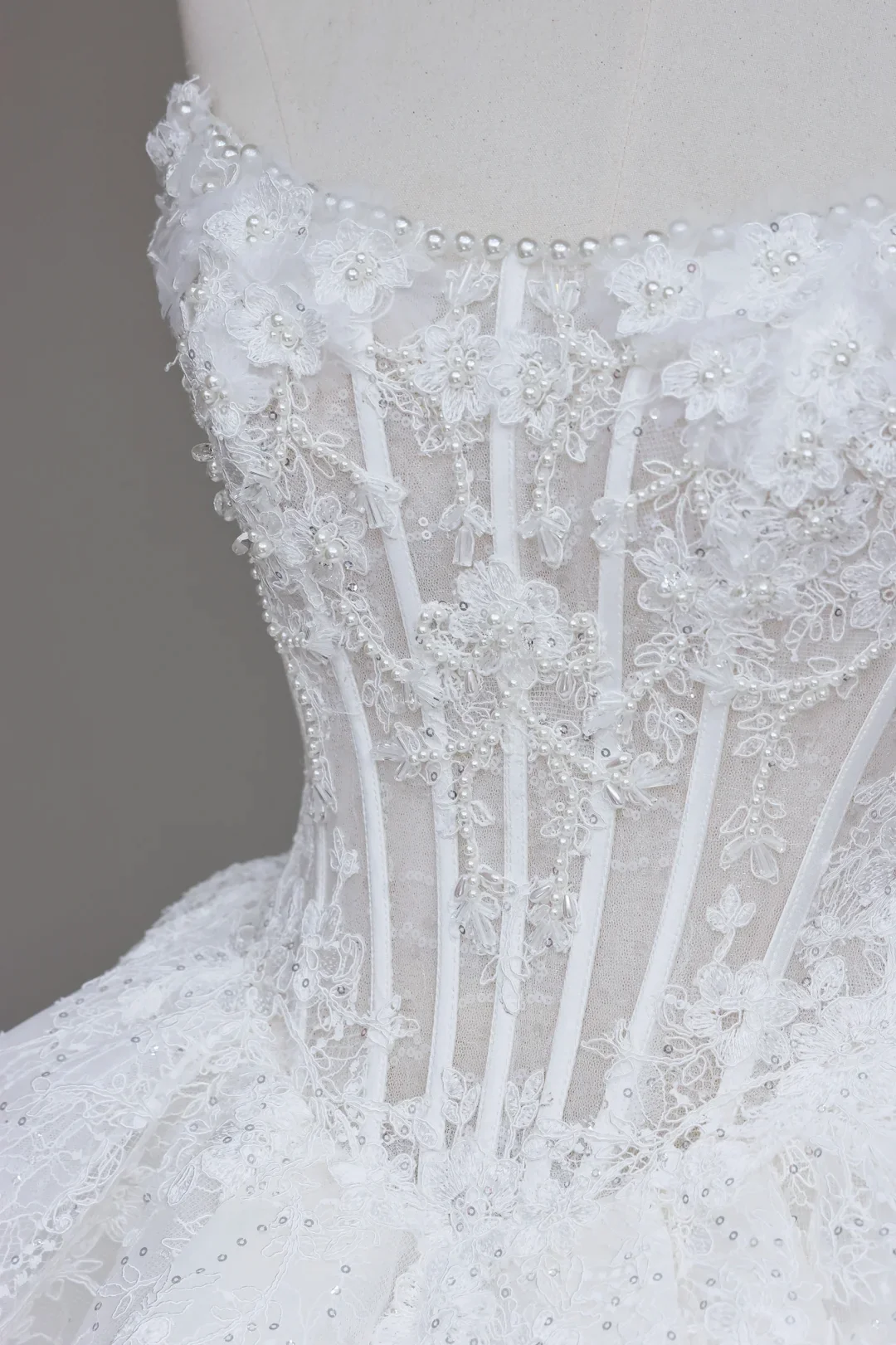 Unique Bridal Gown Ball Gown Sweetheart Lace White Satin Wedding Dresses Bridal Gowns DP684 - Deanwangkt