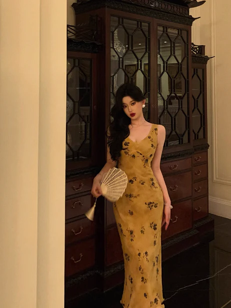 Elegant Sheath V Neckline Yellow 18th Birthday Dress Party Gown Birthday Outfits Birthday Dress Ideas For Women DP588 - Deanwangkt