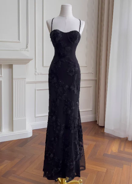Elegant Spaghetti-Strap Sheath Chiffon Appliquéd Long Prom Dresses, Black Formal Evening Dresses DP3070 - Deanwangkt
