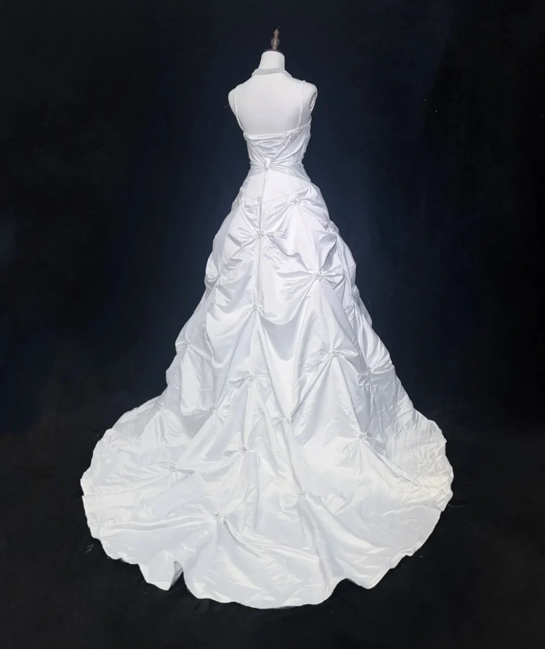 Vintage Bridal Dress Ball Gown Spaghetti Straps Taffeta White Long Wedding Dress Retro Wedding Dresses Modest Wedding Gowns DH2672 - Deanwangkt