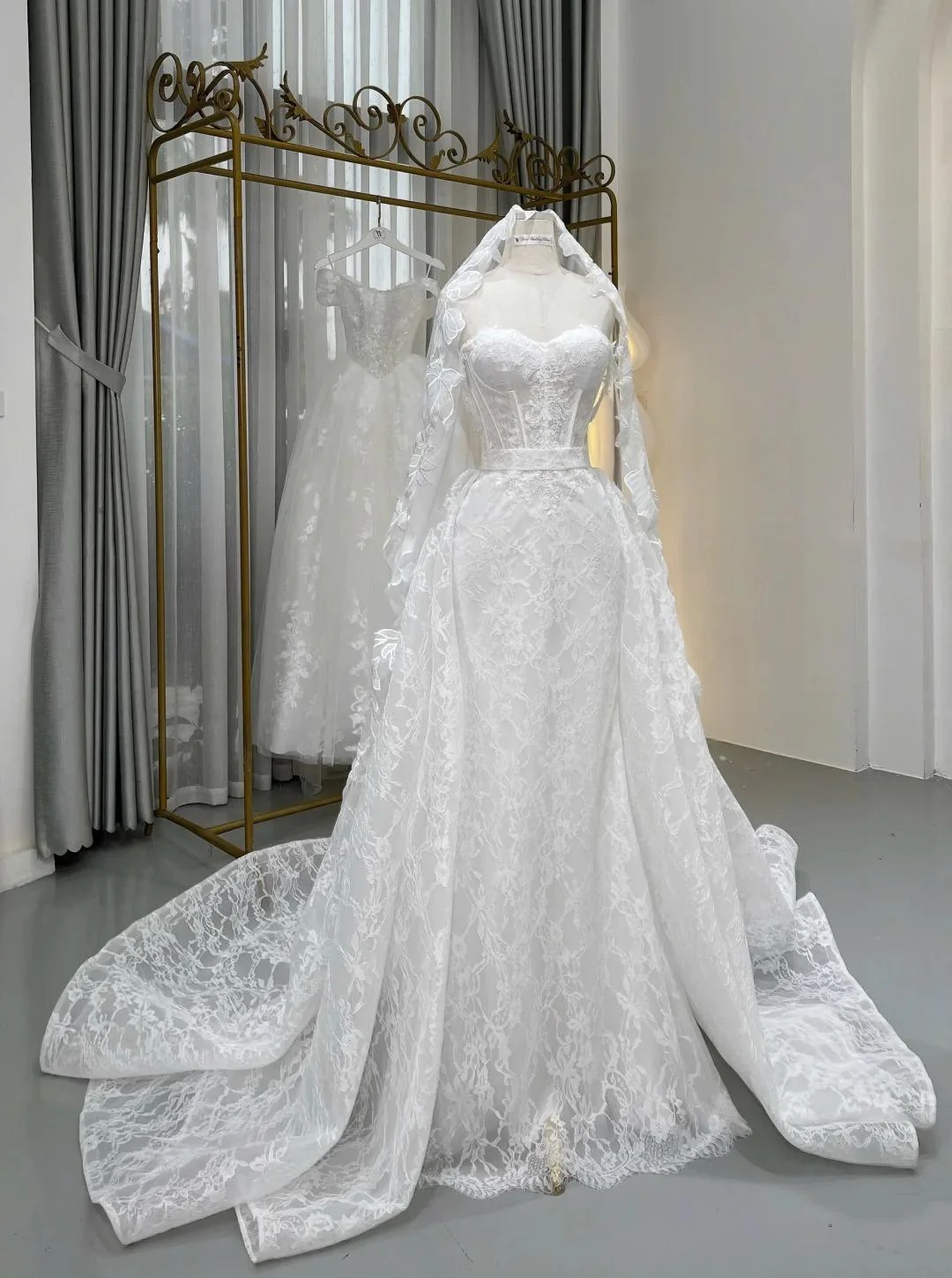 Elegant Sweetheart Neck Sheath Wedding Dresses White Lace Trailing Bridal Gowns DP3228 - Deanwangkt