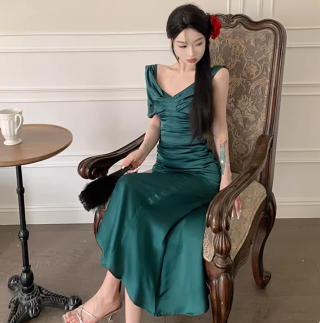 Chic Sheath Dark Green Long Prom Dresses Sleeveless Satin Dark Green Birthday Dresses DP3880 - Deanwangkt