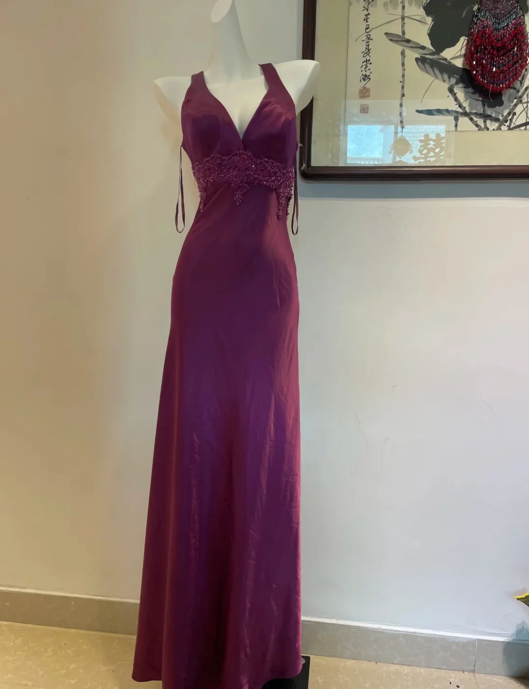 Elegant V-neck Sheath Prom Dress Vintage Satin Applique Purple Formal Evening Dress DP2933 - Deanwangkt