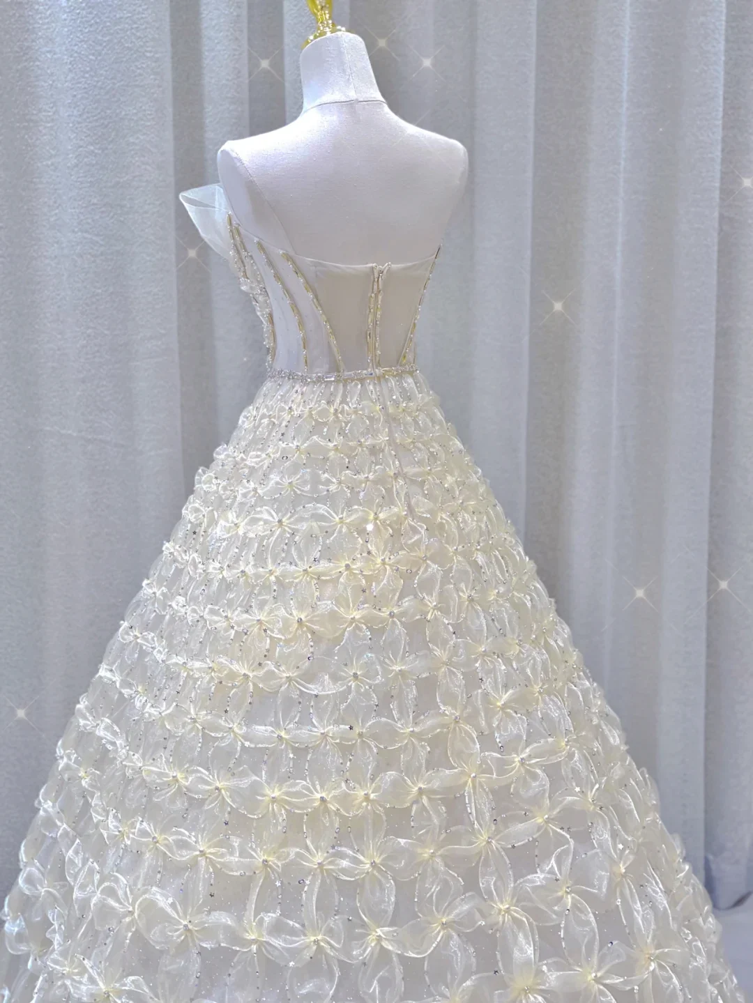 Timeless Ball Gown Strapless Long Wedding Dresses Brides Dress DP340 - Deanwangkt