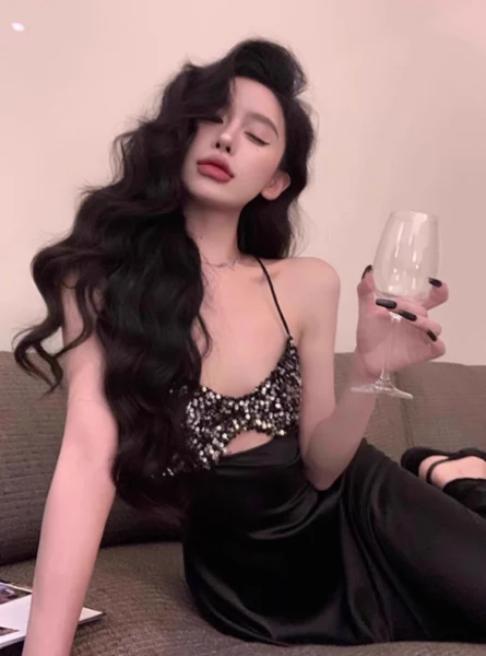 Modest Sheath Spaghetti Strap Long Evening Gown Black Formal Dress Elegant Sequin Satin Birthday Prom Dress DP2799 - Deanwangkt