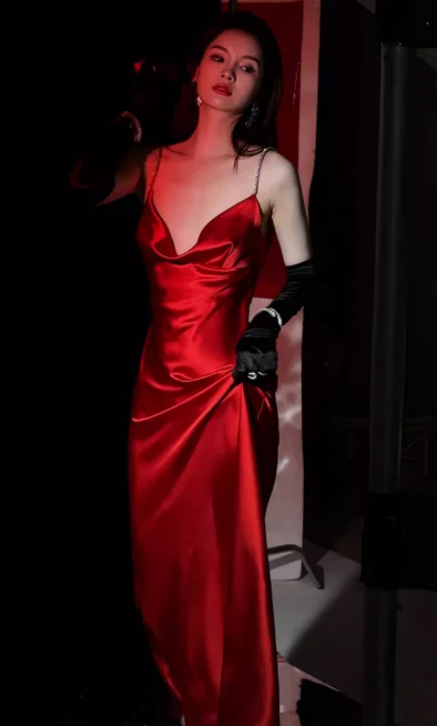 Modest Burgundy Spaghetti Strap Long Evening Gown Sheath Elegant Satin Formal Dress Open Back Party Dress  DH2754 - Deanwangkt