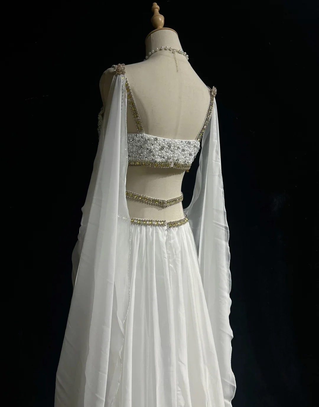 Retro A Line V Neck White Chiffon With Silver Gold Beads Long Flowers Prom Dresses Party Dress 21st Birthday Outfits Prom Gowns DH2662 - Deanwangkt