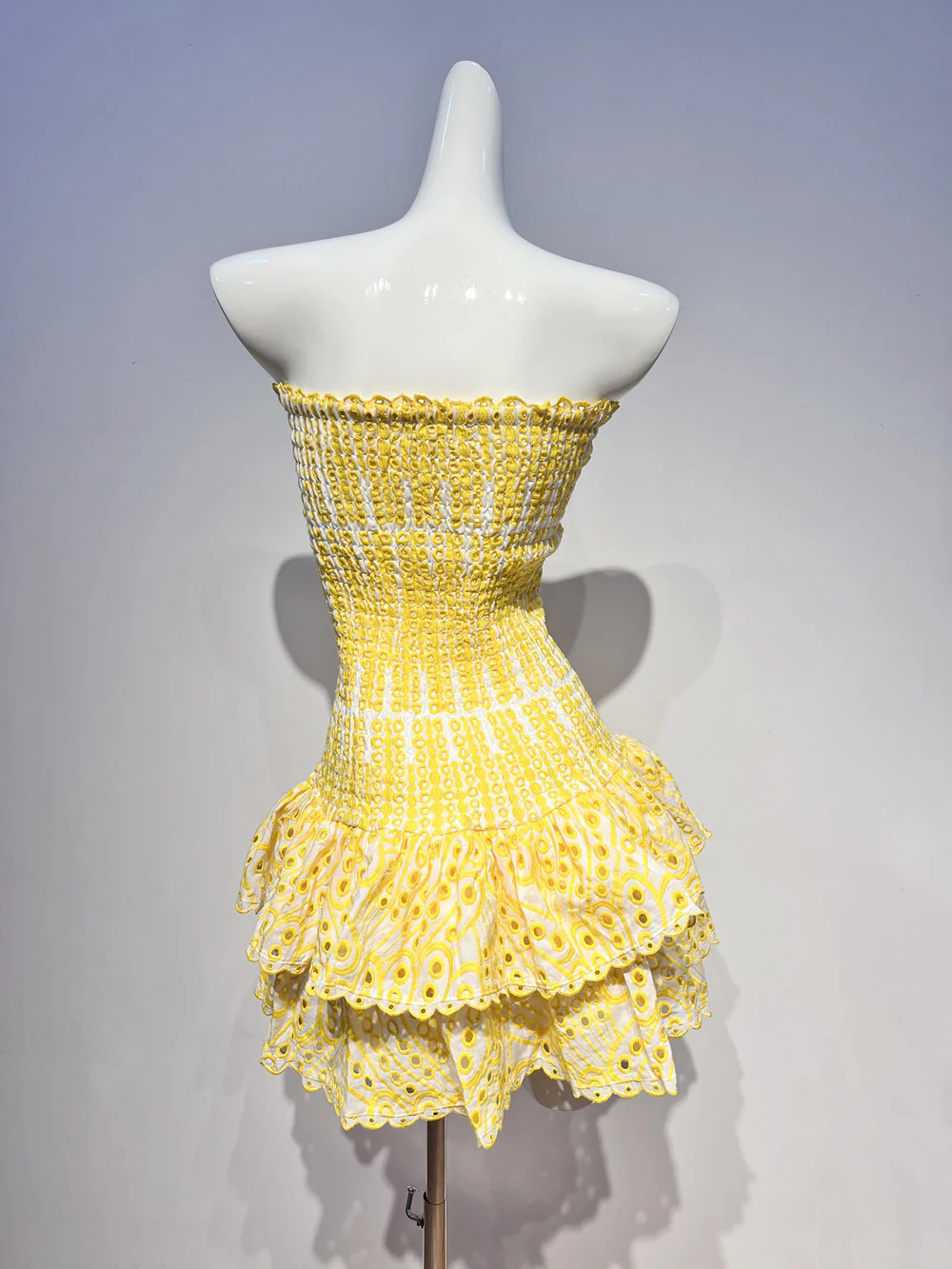 Modest Sheath Strapless Tight Yellow Lace Formal Homecoming Dresses 18th Birthday Outfits Graduation Dress Short Mini Hoco Dresses DH2523 - Deanwangkt