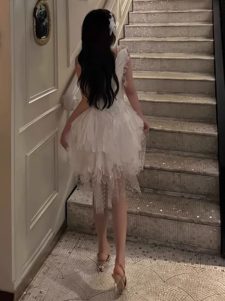 Pretty A line V Neck Lace White Short Formal Homecoming Dresses Middle School Short 21st Birthday Outfits Graduation Dress Mini Cocktail Dresses DH2310 - Deanwangkt