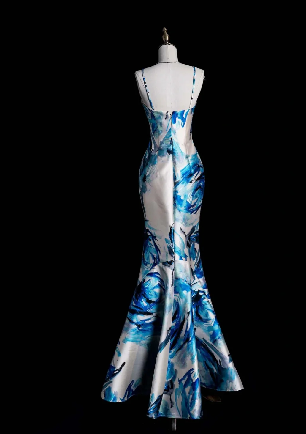 Elegant Mermaid Blue Long Prom Dresses Sleeveless Printed Satin Blue/White Long Evening Dresses DP3915 - Deanwangkt