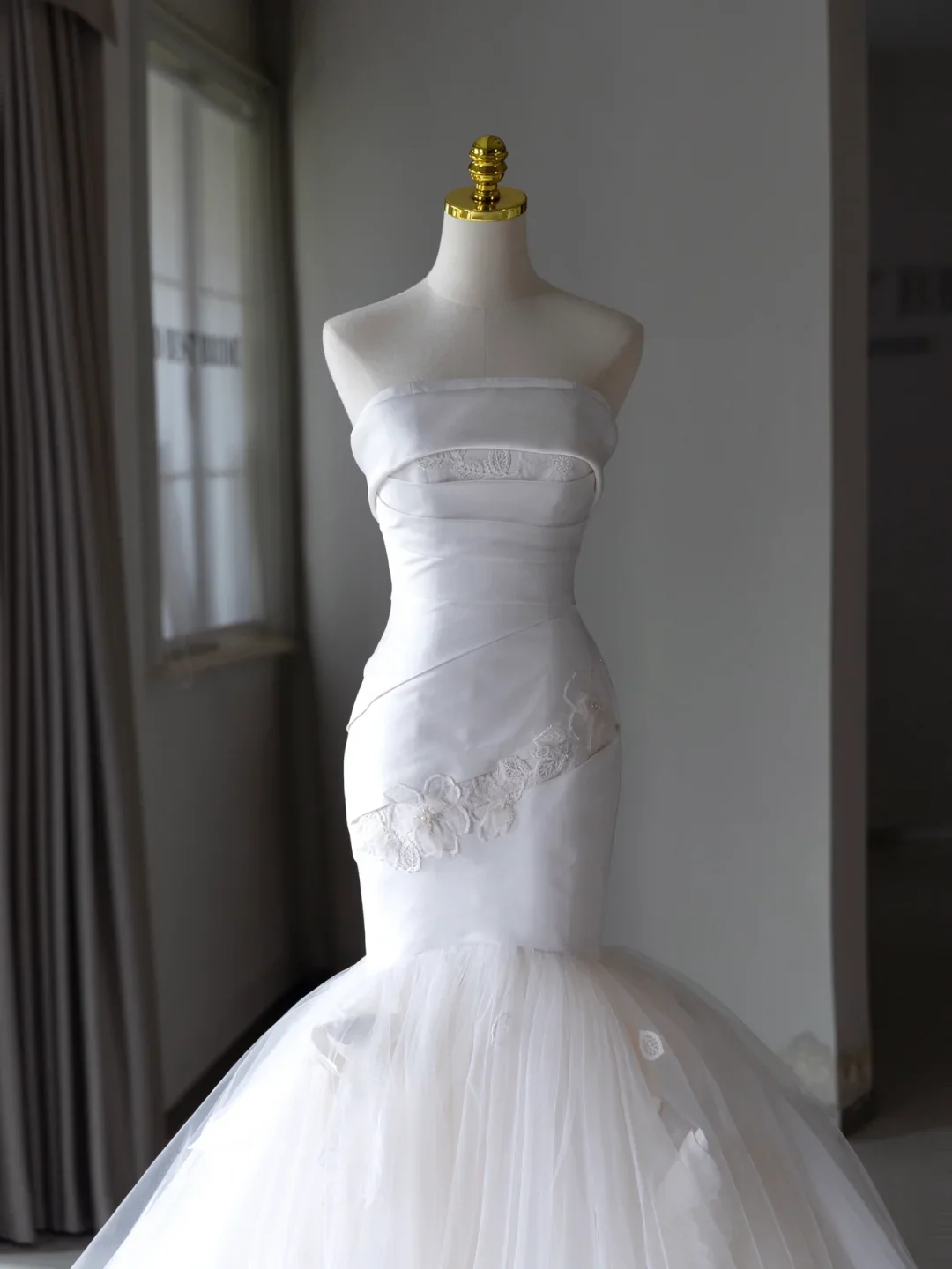 Simple Mermaid Strapless Satin White Tulle Wedding Dress Modest Wedding Dresses Princess Wedding Gowns DH1560 - Deanwangkt