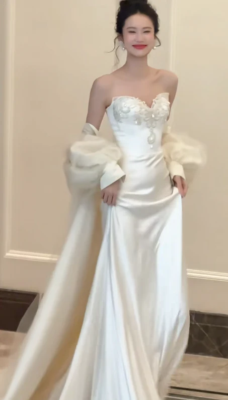 Elegant Sweetheart Neck Sheath Trail Wedding Dresses Sleeveless Satin White Bridal Gowns DP3346 - Deanwangkt