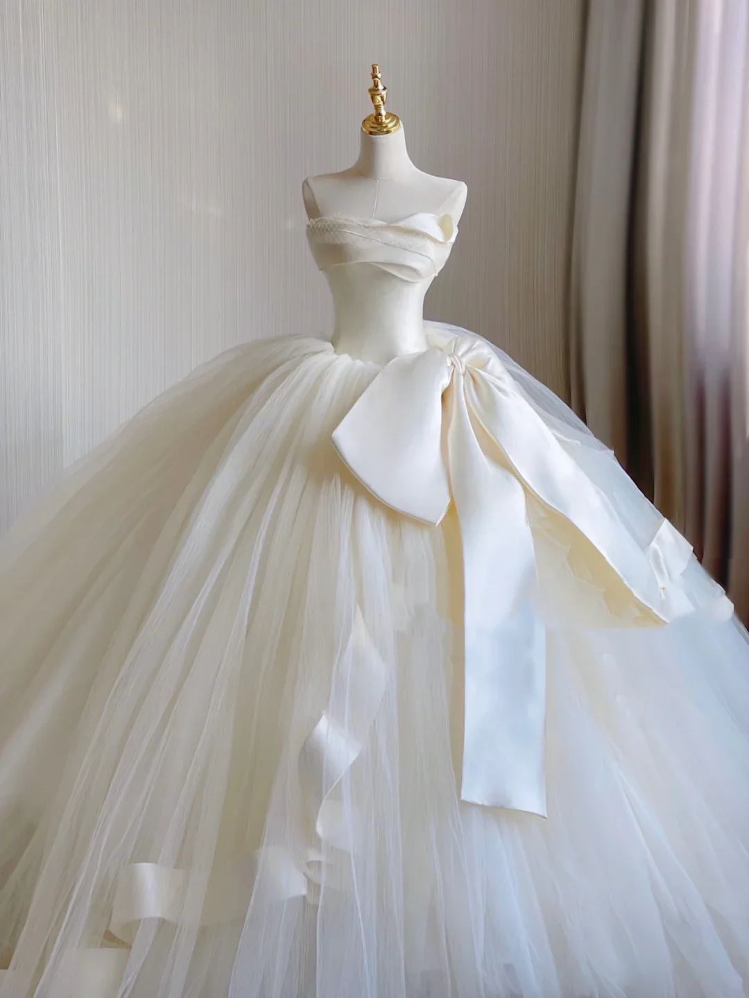 Timeless Ball Gown Strapless Satin Tulle Long White Wedding Dresses Brides Dress DP325 - Deanwangkt