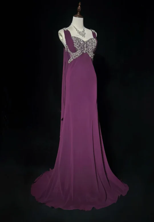 Vintage Strap Sheath Long Prom Dresses Elegant Rhinestone Chiffon Grape Evening Dresses DP3695 - Deanwangkt