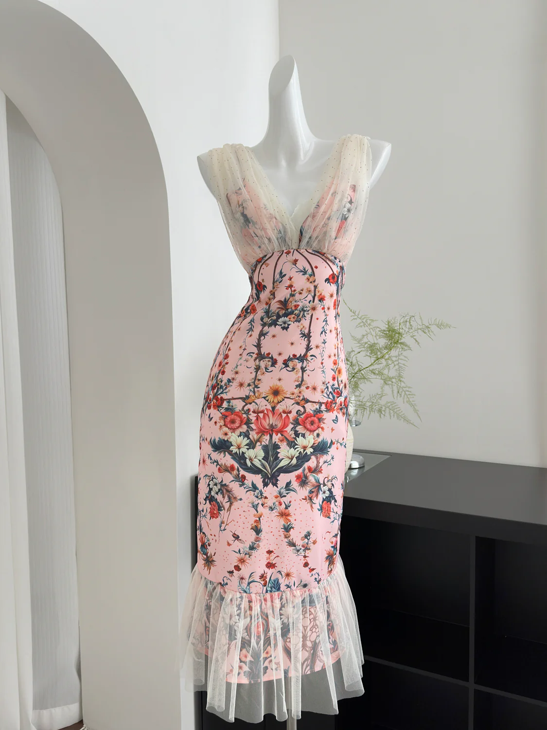 Cute Mermaid V Neckline Floral Pink Lace Long Summer Dress For Women DP0025 - Deanwangkt