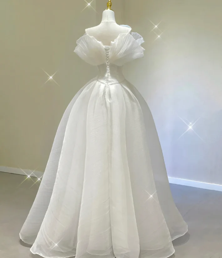 Timeless Ball Gown Strapless Long Tulle White Sweep Train Wedding Dresses Brides Dress DP412 - Deanwangkt