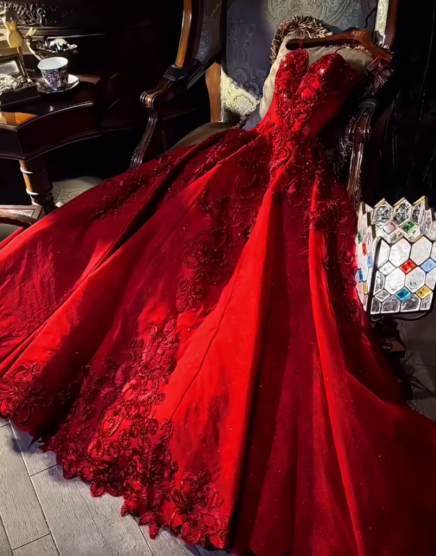 Elegant Red A-Line Long Prom Dress Spaghetti Straps Applique Satin Evening Dress Sweet 16 Dress DP2895 - Deanwangkt