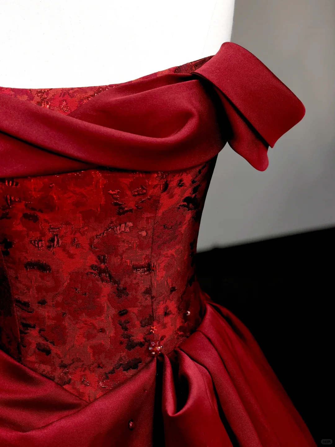 Gorgeous Ball Gown Off The Shoulder Burgundy Satin Long Prom Dresses Graduation Dresses DP716 - Deanwangkt