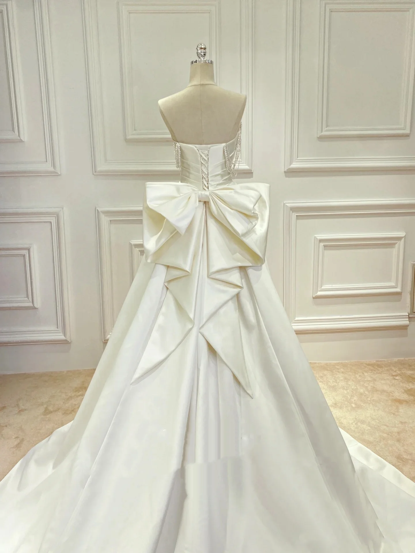 Classic Bridal Gown Sheath Sweetheart Satin Long White Wedding Dresses Elegant Bridal Gowns DH749 - Deanwangkt