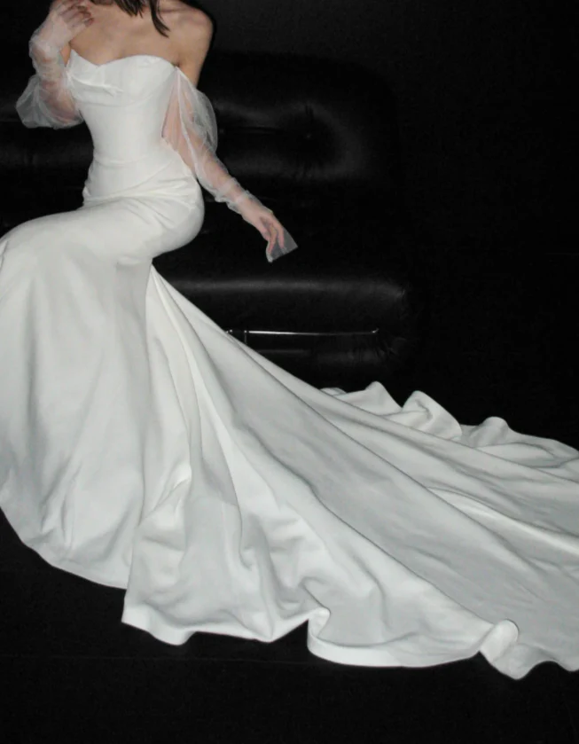 Elegant Off-the-shoulder Mermaid Long Wedding Dresses Chiffon White Bridal Gowns Long Sleeve Bridal Dresses DP3762 - Deanwangkt