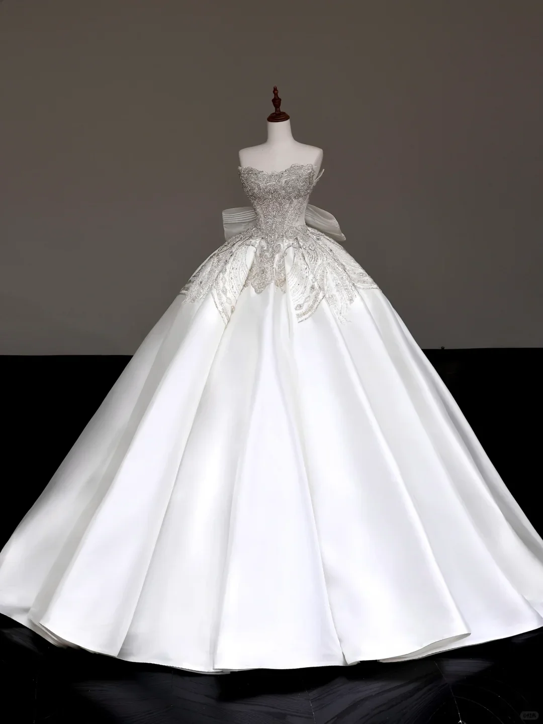 Unique Bridal Gown Ball Gown Sweetheart White Satin Wedding Dresses Bridal Gowns DP675 - Deanwangkt
