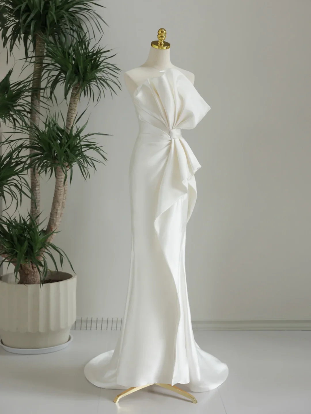 Classic Wedding Dress Mermaid Strapless White Satin Long Wedding Dresses Simple Bride Dress Bridal Gowns DH1285 - Deanwangkt