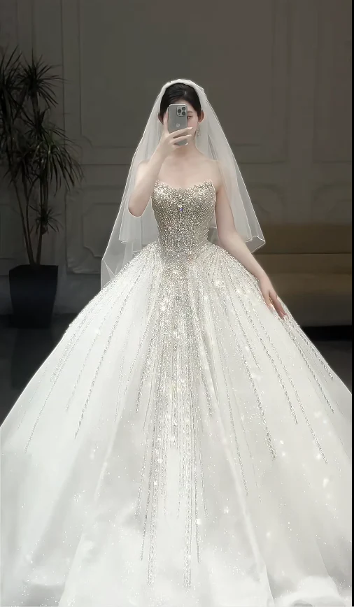 Luxury Strapless Ball Gown Long Wedding Dresses Tulle White Bride Gowns Rhinestone Sleeveless Bridal Dresses DW3791 - Deanwangkt