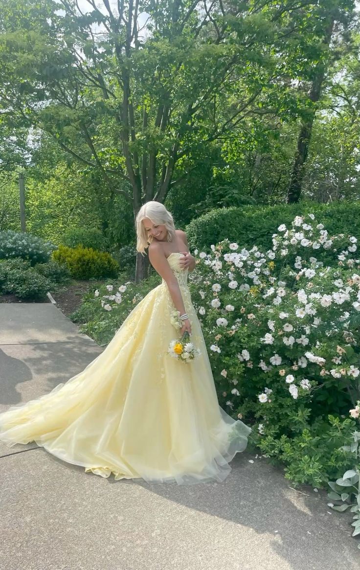 Chic Sweetheart A-line Yellow Long Prom Dresses Sleeveless Tulle Applique Yellow Birthday Dresses DP3857 - Deanwangkt