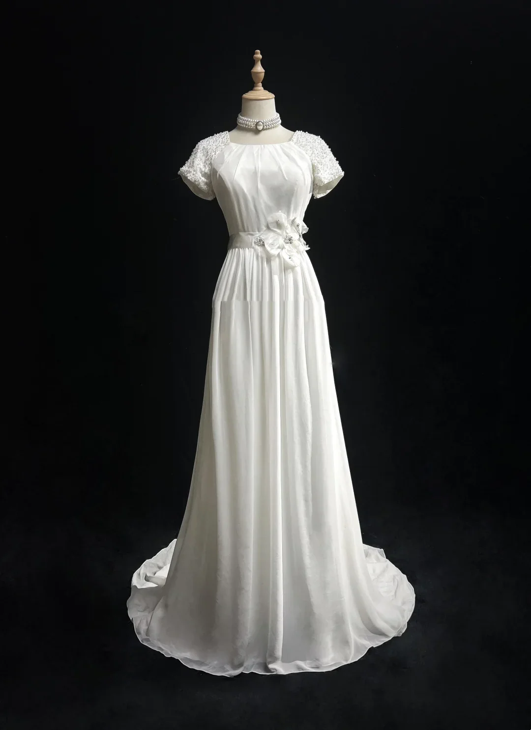 Modest Bridal Gown A line Square Neck White Short Sleeves Chiffon Wedding Dresses Timeless Brides Bridal Gowns DH1142 - Deanwangkt