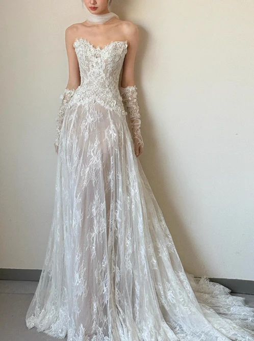 Modest A-Line Sweetheart Neck Bridal Dress White Long Wedding Dress Elegant Lace Applique Bridal Gowns DP2815 - Deanwangkt