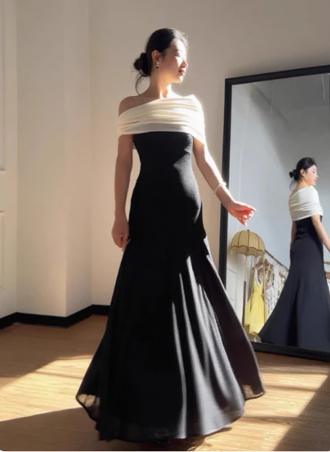 Elegant Off-the-shoulder Sheath Black Long Prom Dresses Satin Black Evening Dresses DP3878 - Deanwangkt